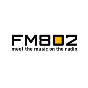 FM802