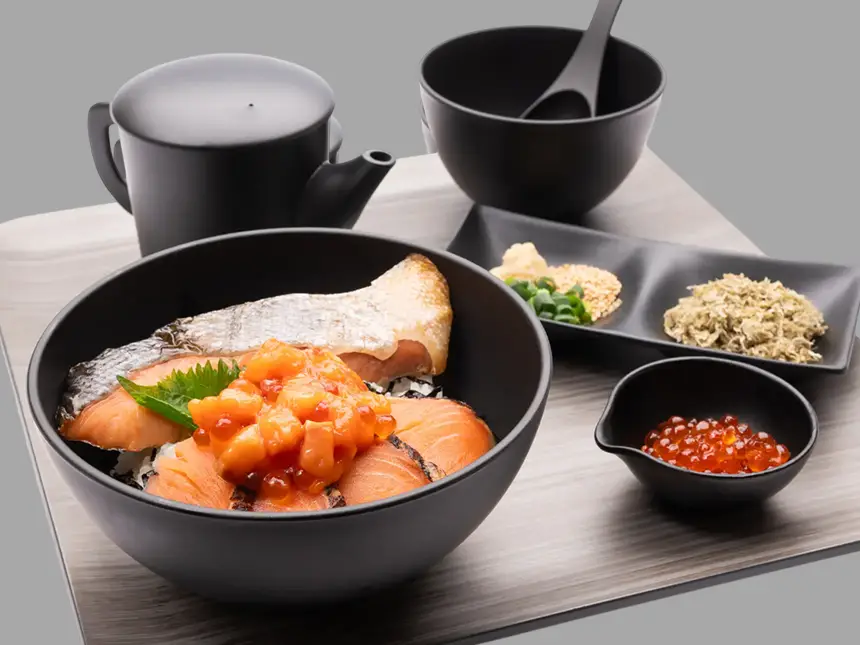 日本で味わえるのは北海道と山梨だけ！「知床の極上海鮮」が双葉SAに登場