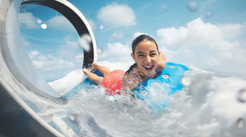 ウォータースライダー 「ザ・ブラスター」&「リップタイド」