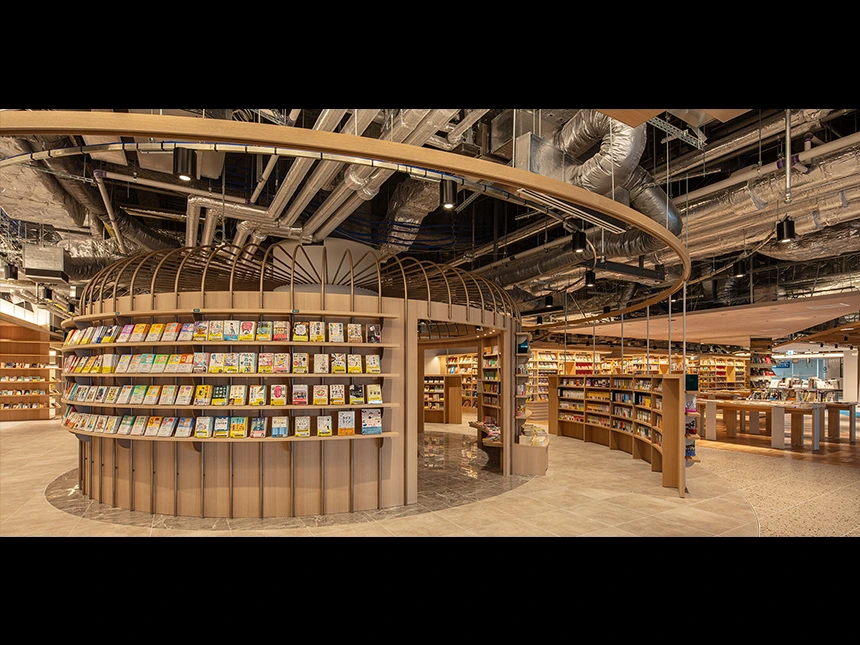 【BUNKITSU TOKYO】約10万冊の本と3つのカフェラウンジを備えた“心が躍る、自由で、楽しい本屋”がニュウマン高輪に9月12日オープン