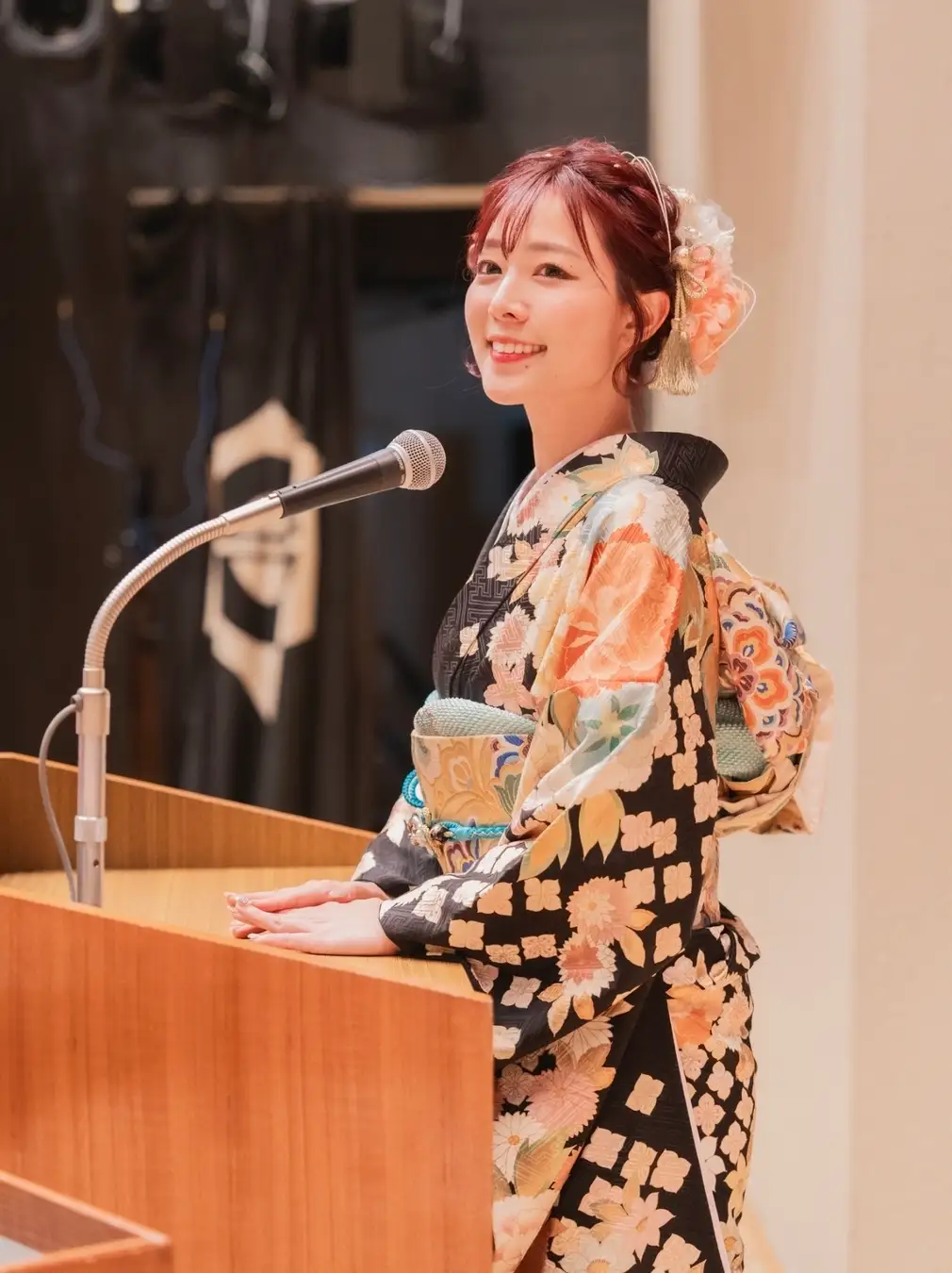 株式会社SENPAI GUIDE 代表取締役 桑原茉萌（シンディ）