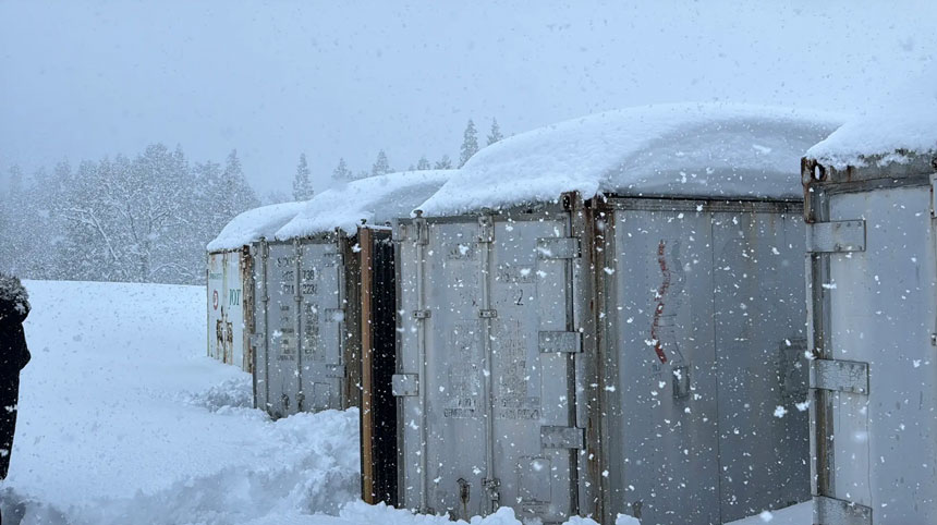 長岡工業高等専門学校（長岡高専）の実験用保冷コンテナ