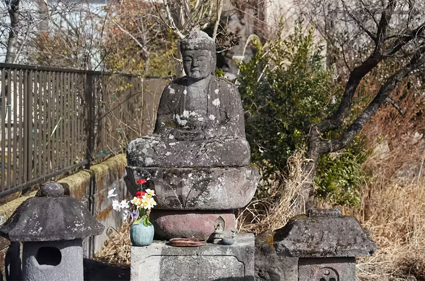 敷地内のお地蔵さま