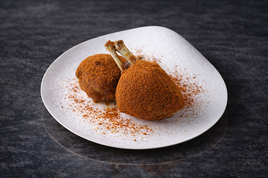 『弥之助』名物 赤唐揚げ（スパイス）の写真